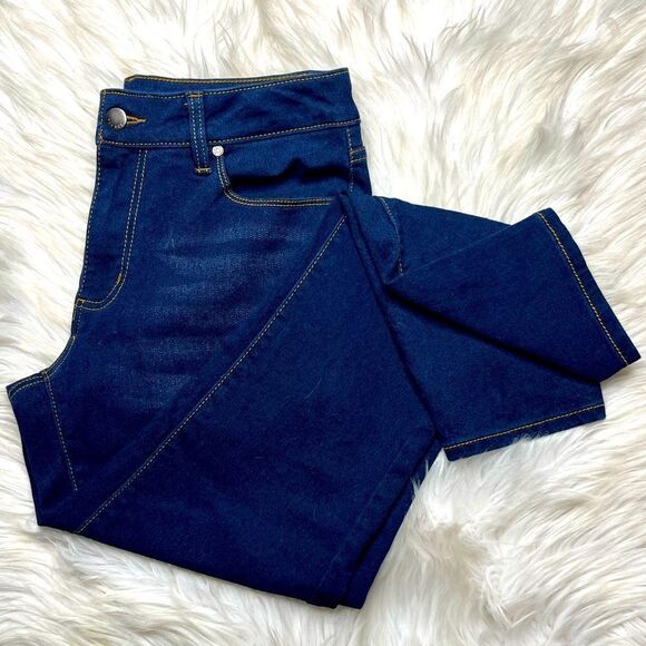 Tahari Straight Leg Jeans Dark Denim Wash Size 28 - Picture 1 of 4